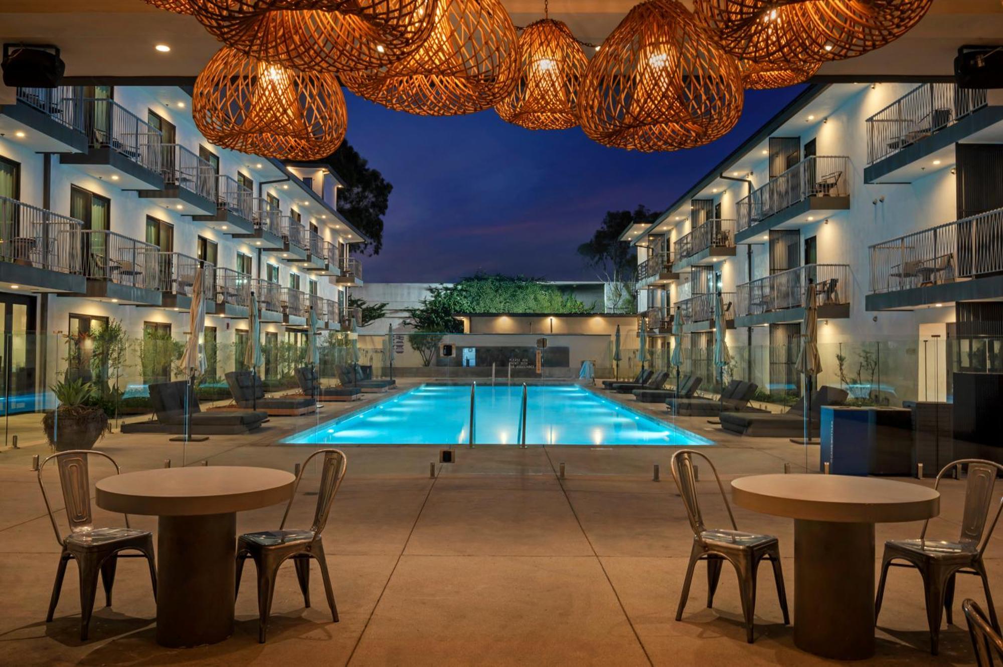 The Lum Hotel Los Angeles Stadium District Ингълуд Екстериор снимка